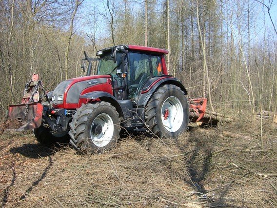 Traktor von Holzwaren Christian Neuwirth